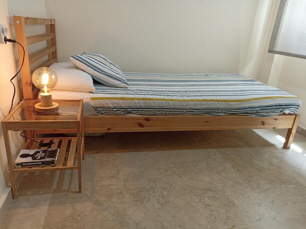 マラガConfortable Habitacion Centrica En Piso Privadoアパートメント エクステリア 写真