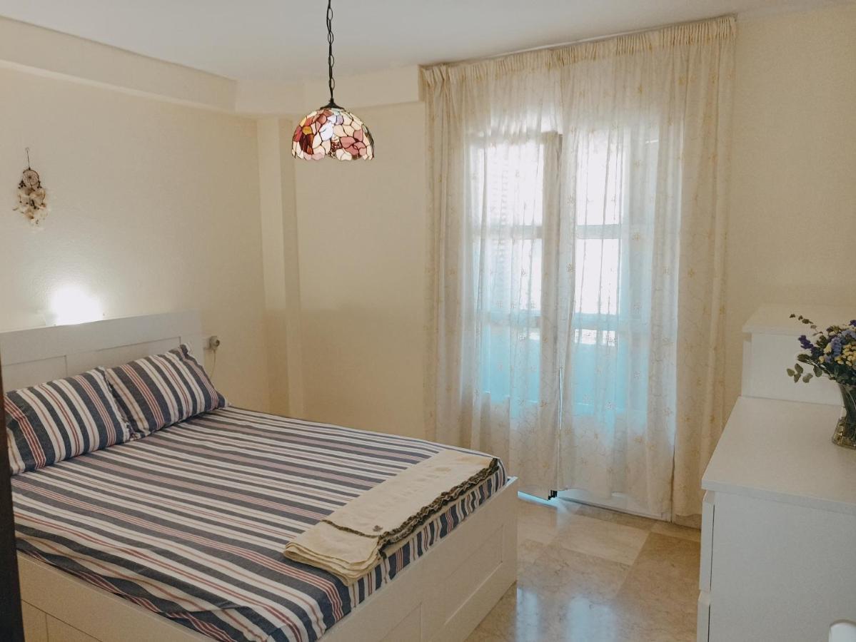 マラガConfortable Habitacion Centrica En Piso Privadoアパートメント エクステリア 写真