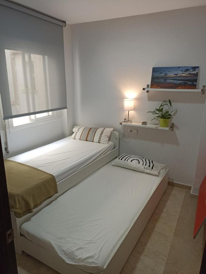 マラガConfortable Habitacion Centrica En Piso Privadoアパートメント エクステリア 写真