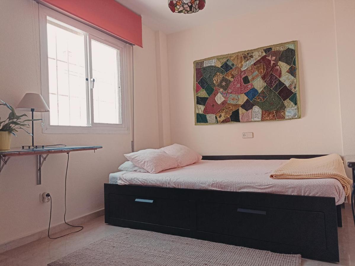 マラガConfortable Habitacion Centrica En Piso Privadoアパートメント エクステリア 写真
